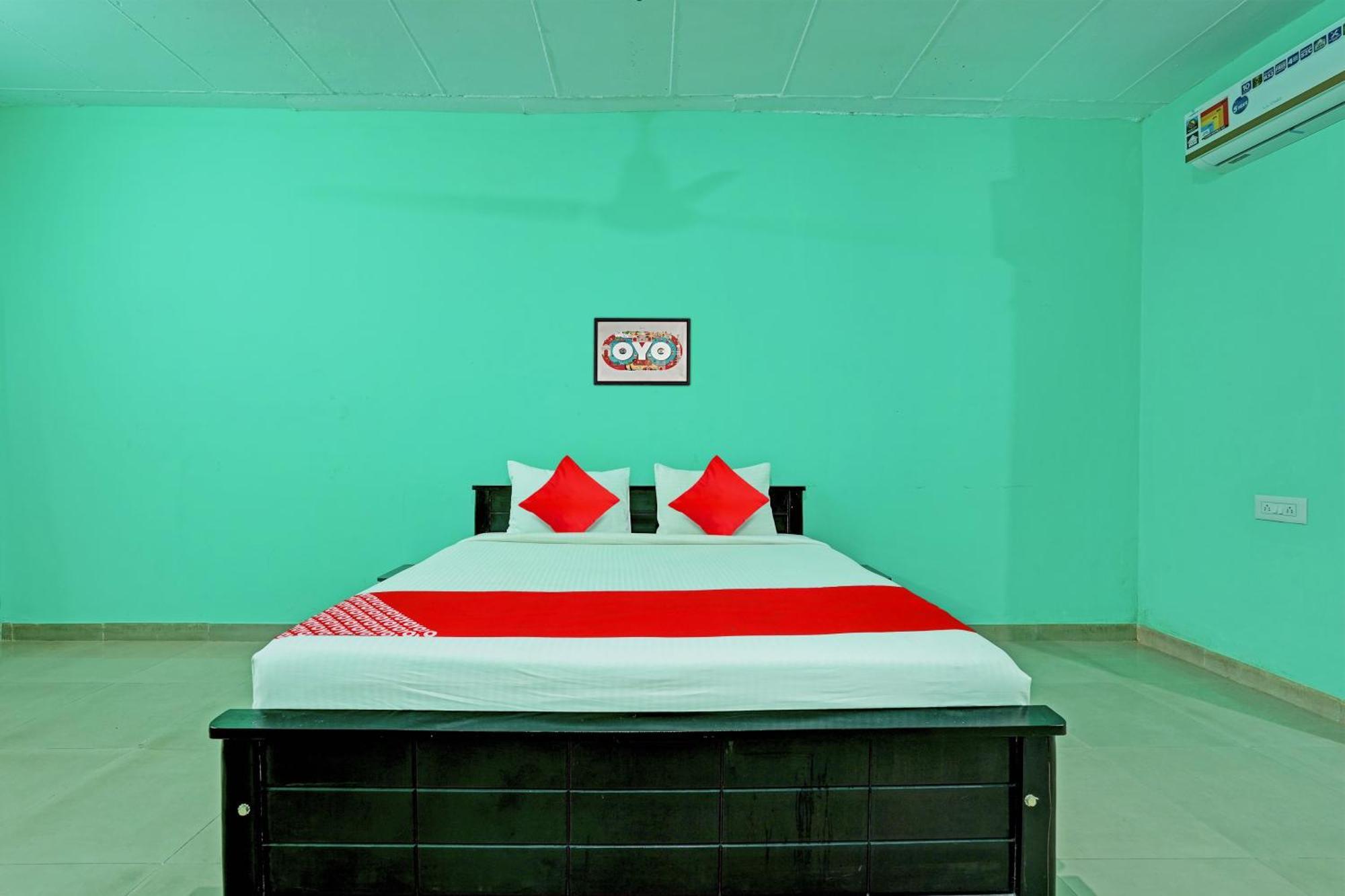 Super Collection O Druvi Corporate Hotel Kammasandra Kültér fotó